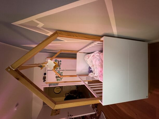 Babybett Hausbett Bell Amy Pinette inkl. Matratze, Weiß/Natur, mitwachsend (Bild 6)