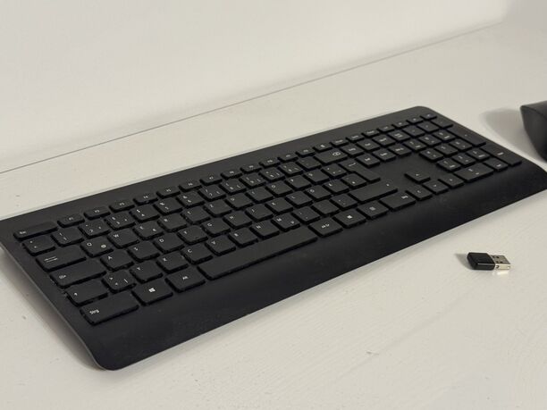 Microsoft Tastatur und Maus Set, schwarz, kabellos, guter Zustand (Bild 2)