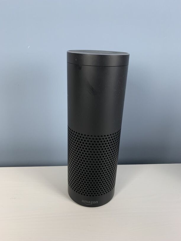Amazon Echo Assistant 1. Generation - Schwarz - neuwertig (Bild 2)