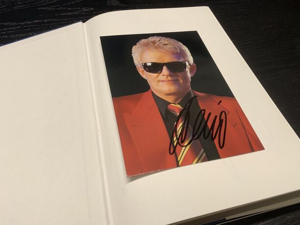 Signiertes Buch 'Heino - Und sie lieben mich doch' inkl. Autogrammkarte, wie neu (Bild 4)