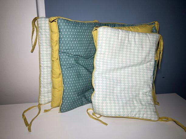 Bettumrandung / Bettnestchen von Maisons du Monde, blau-gelb, für Babybett, guter Zustand (Bild 2)