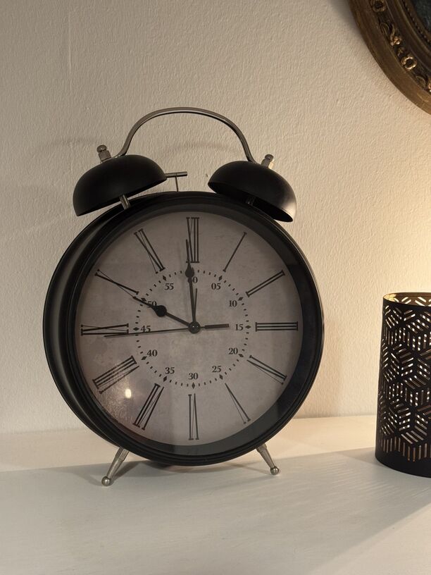 Vintage Tischwecker, Schwarz, Retro-Design, ca. 20 cm, neuwertig