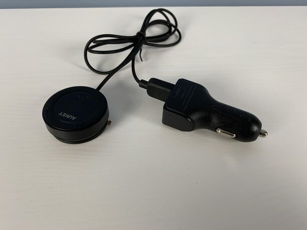 UKEY Bluetooth FM-Transmitter mit Display & Mikrofon